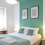 The House - Comfortable For Families & Friends - By Homely * Лісабон