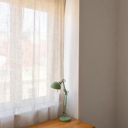 The House - Comfortable For Families & Friends - By Homely * Lizbona