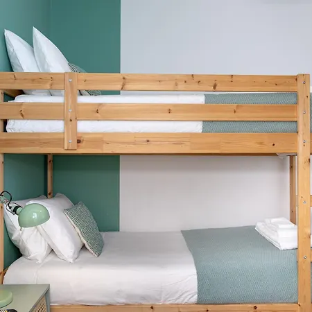 The House - Comfortable For Families & Friends - By Homely Appartement Lisboa