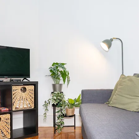 The House - Comfortable For Families & Friends - By Homely * Lisboa