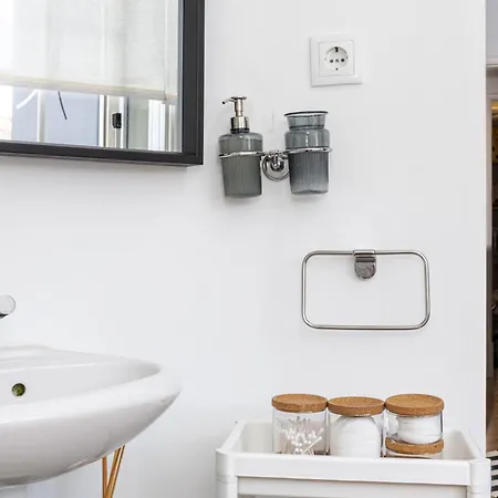 Apartman The House - Comfortable For Families & Friends - By Homely Lisboa