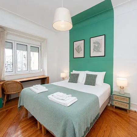 The House - Comfortable For Families & Friends - By Homely *